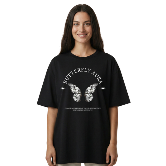 BUTTERFLY AURA W&B - Oversized Shirt